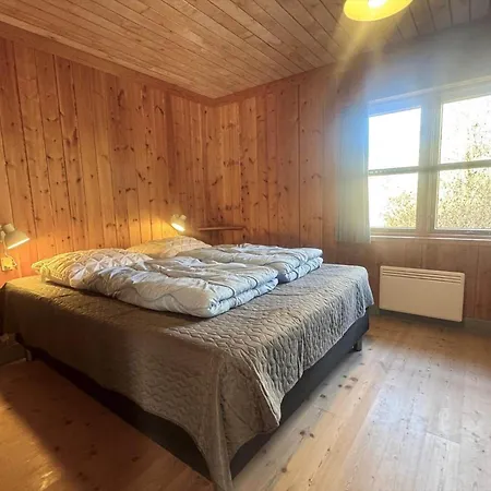 M410-vaeggerlose-botolundvej-26 * Bøtø By