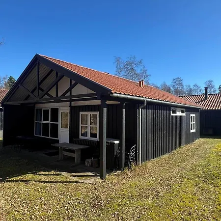 M410-vaeggerlose-botolundvej-26 Tatil Evi Bøtø By